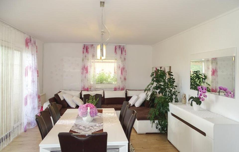 Apartmaji Cujez Recica ob Savinji Buitenkant foto