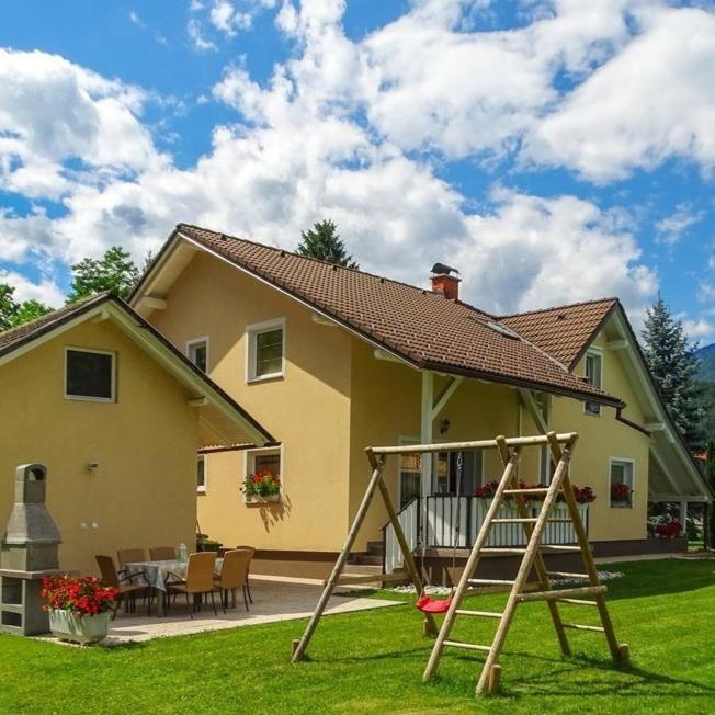 Apartmaji Cujez Recica ob Savinji Buitenkant foto